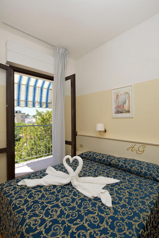 Hotel Garden Cattolica Exterior photo